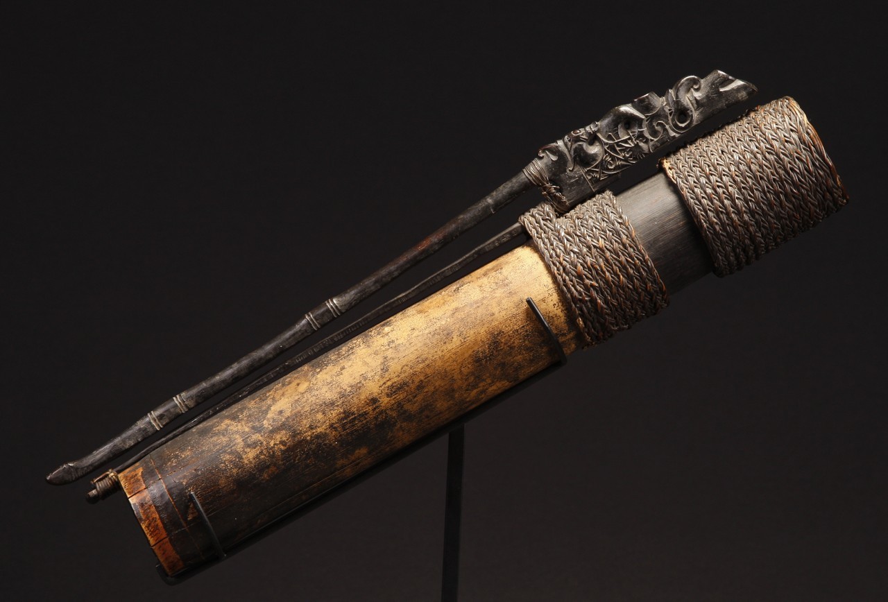 INDO612: Dayak Blowgun Dart Quiver